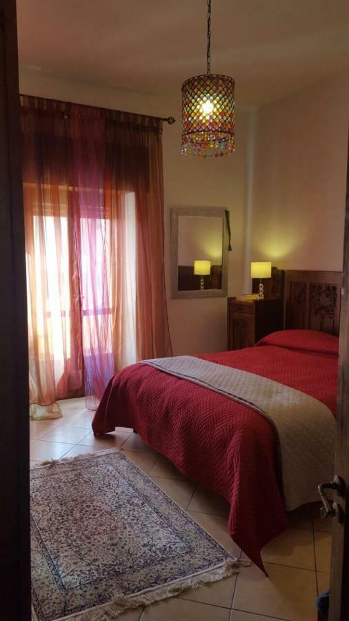 Su Carreri Bed and Breakfast Armungia Exteriör bild