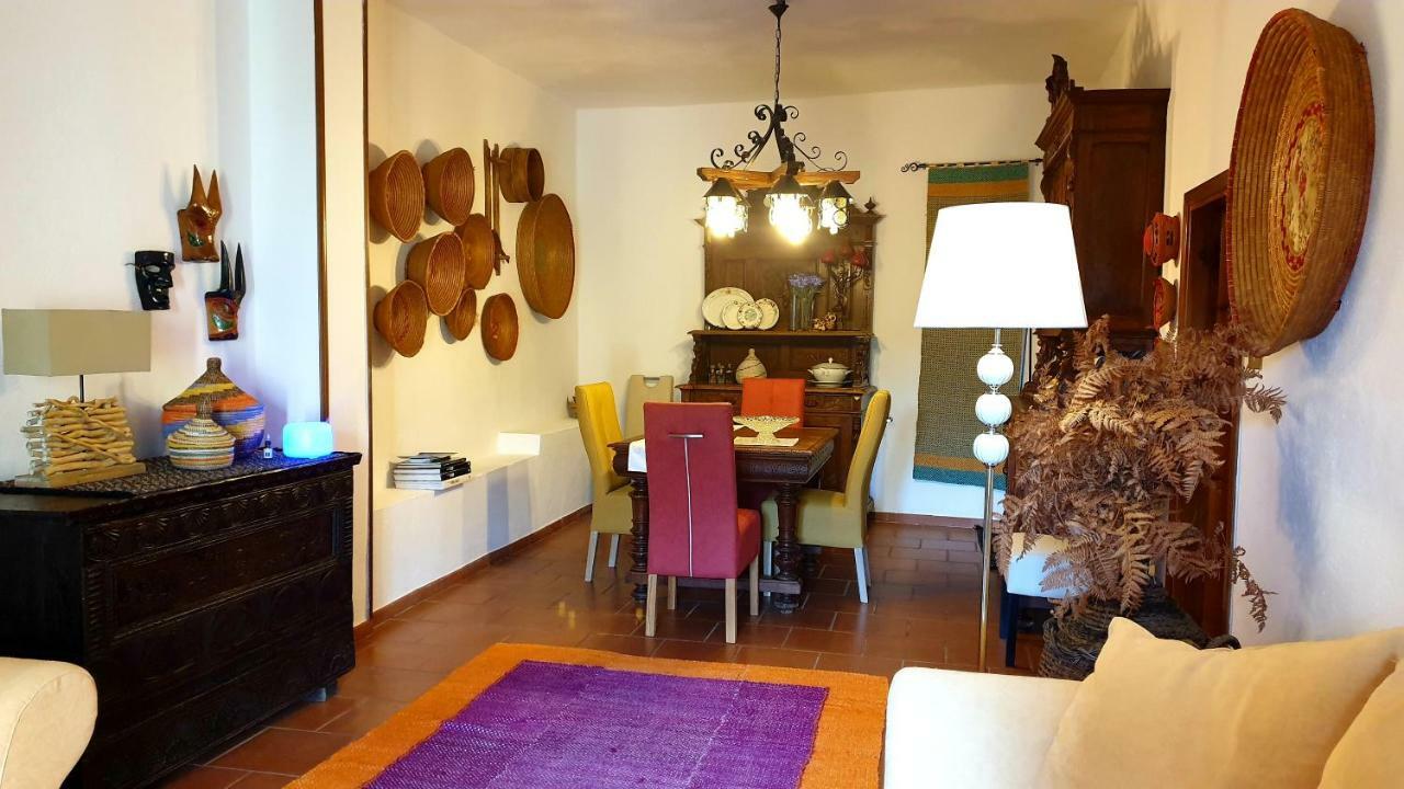 Su Carreri Bed and Breakfast Armungia Exteriör bild